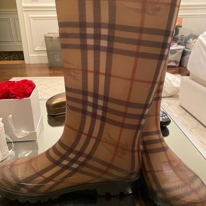Burberry rain boots